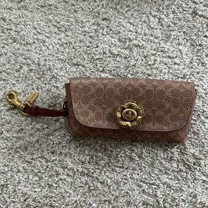 Coach Logo Sunglasses Case